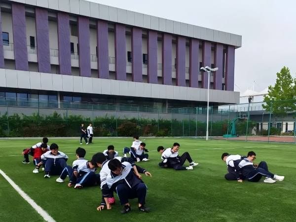 职教实验部有序开展团体辅导活动