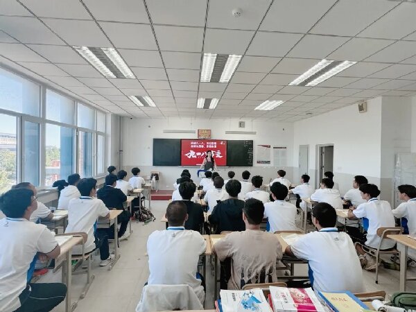 多学科联动开展九一八主题教育，厚植家国情怀